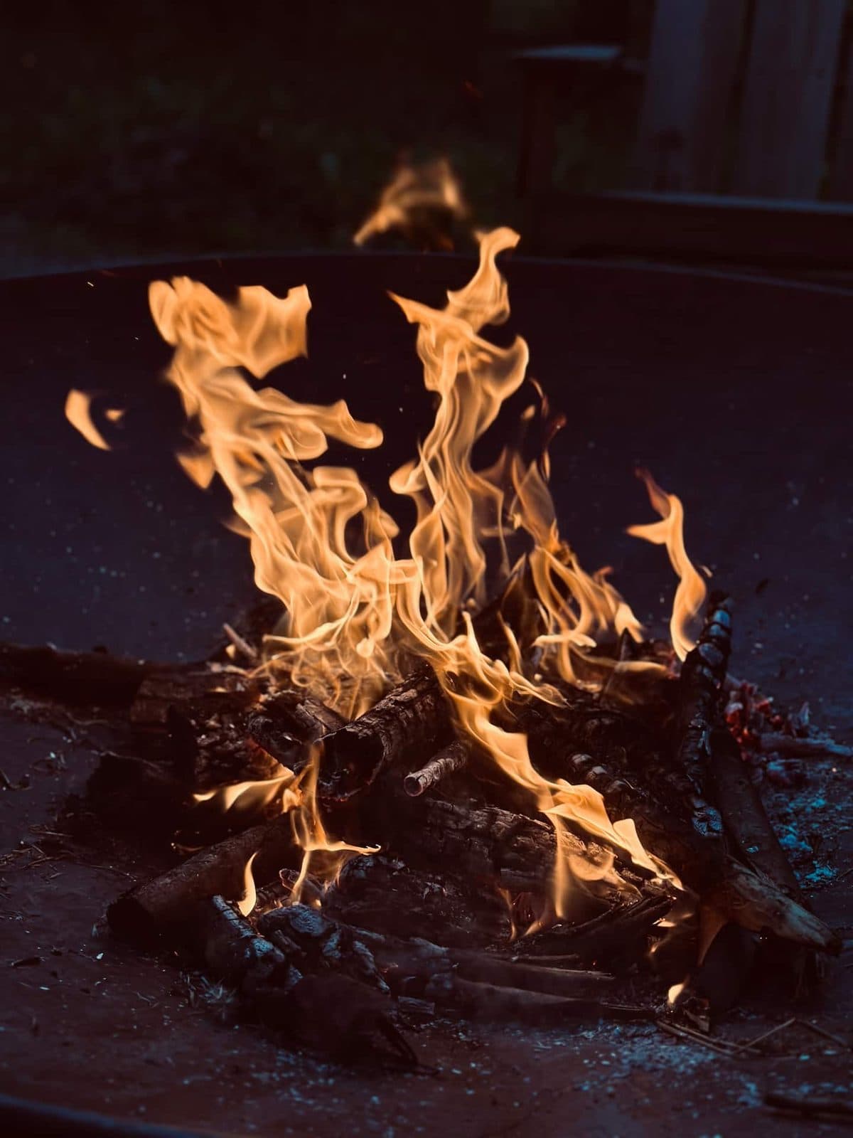 Fire pit, firewood included